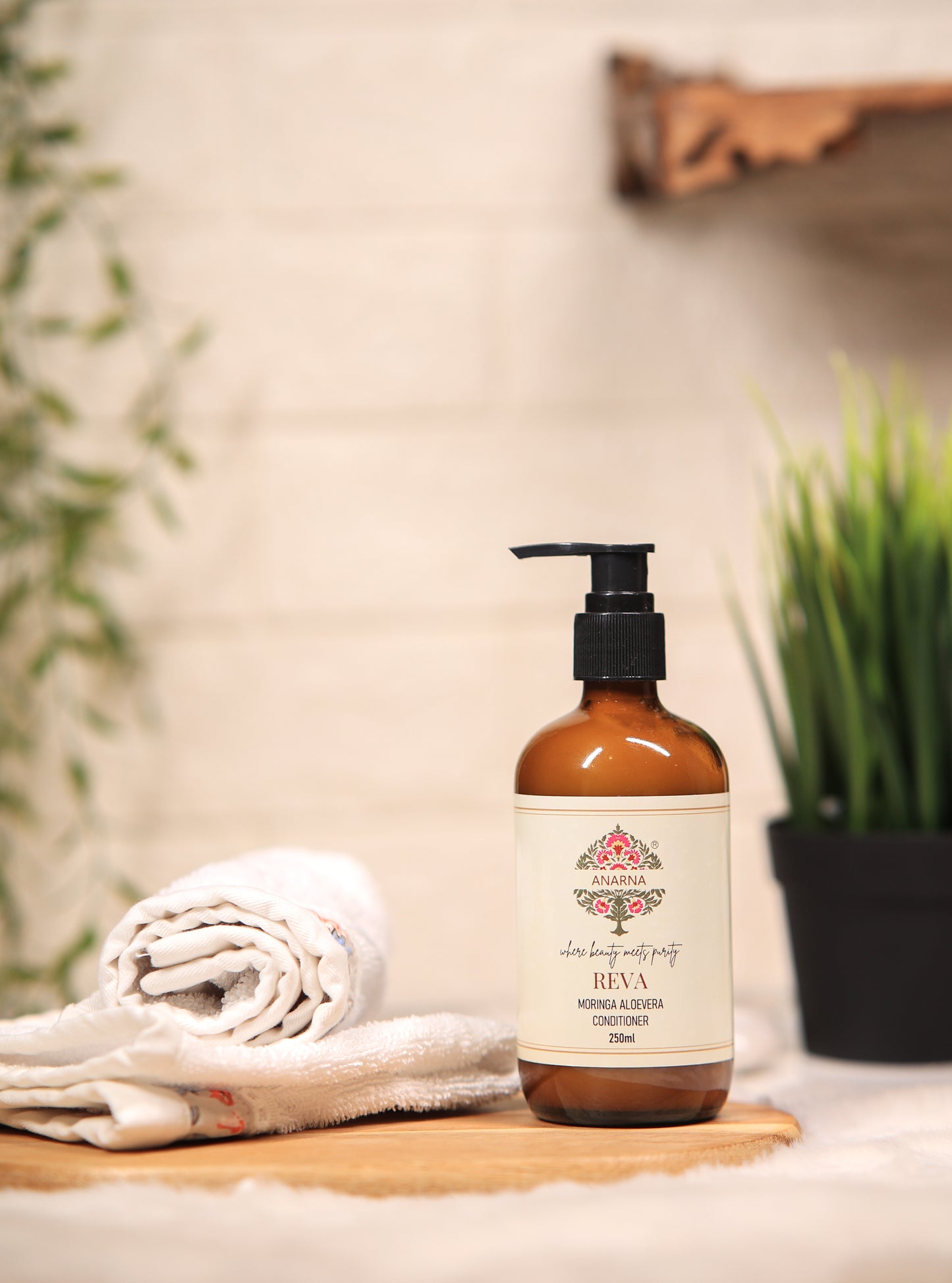 Deodhar Hibiscus Shampoo and Moringa Aloevera Conditioner